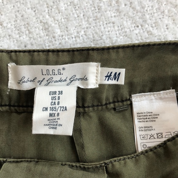 H&M cargo skirt, Size 8 - Picture 6 of 6